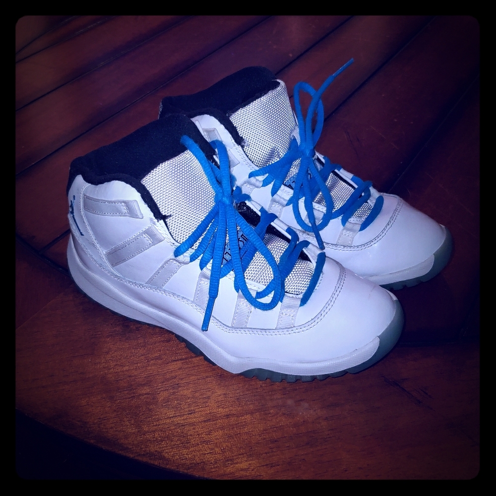 🌏💨Retro Jordan 11💨🌏